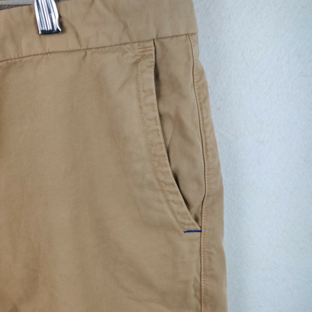 Tommy Bahama Men's Shorts Khaki Sands Size 40‎ - Picture 2 of 12